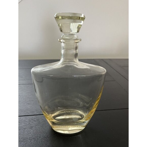 Vintage glass decanter clear with Stopper & dipped amber sides & bottom heavy - Picture 2 of 13